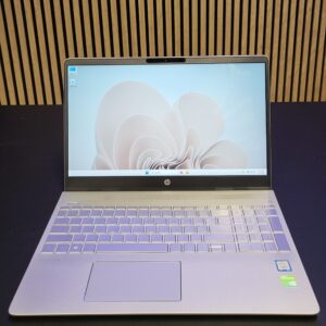 HP 15,6/ i7 8550 / 12GB/ NVMe / 2GB Video