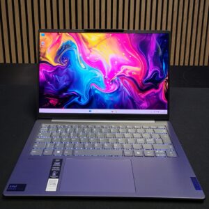 Yoga Slim / Ultra 5 / 16 GB DDR5 / 512 NVMe / OLED