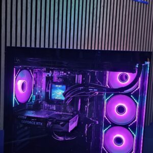 Ryzen 7 8700 / 32GB DDR5 / 1TB NVMe / RTX 5070