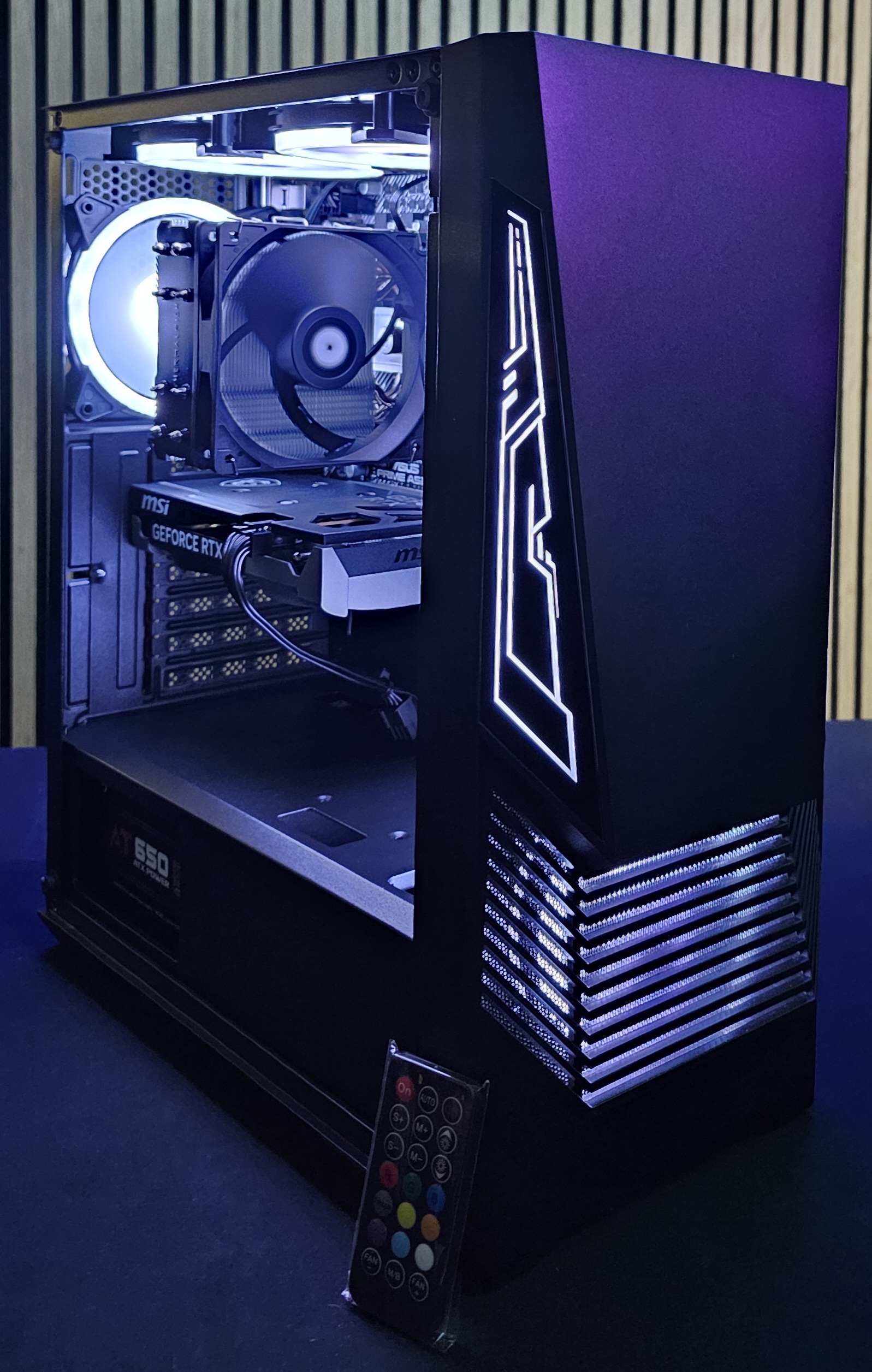Gaming Ryzen 7 5700X / 1TB NVMe / 32GB / RTX 5060