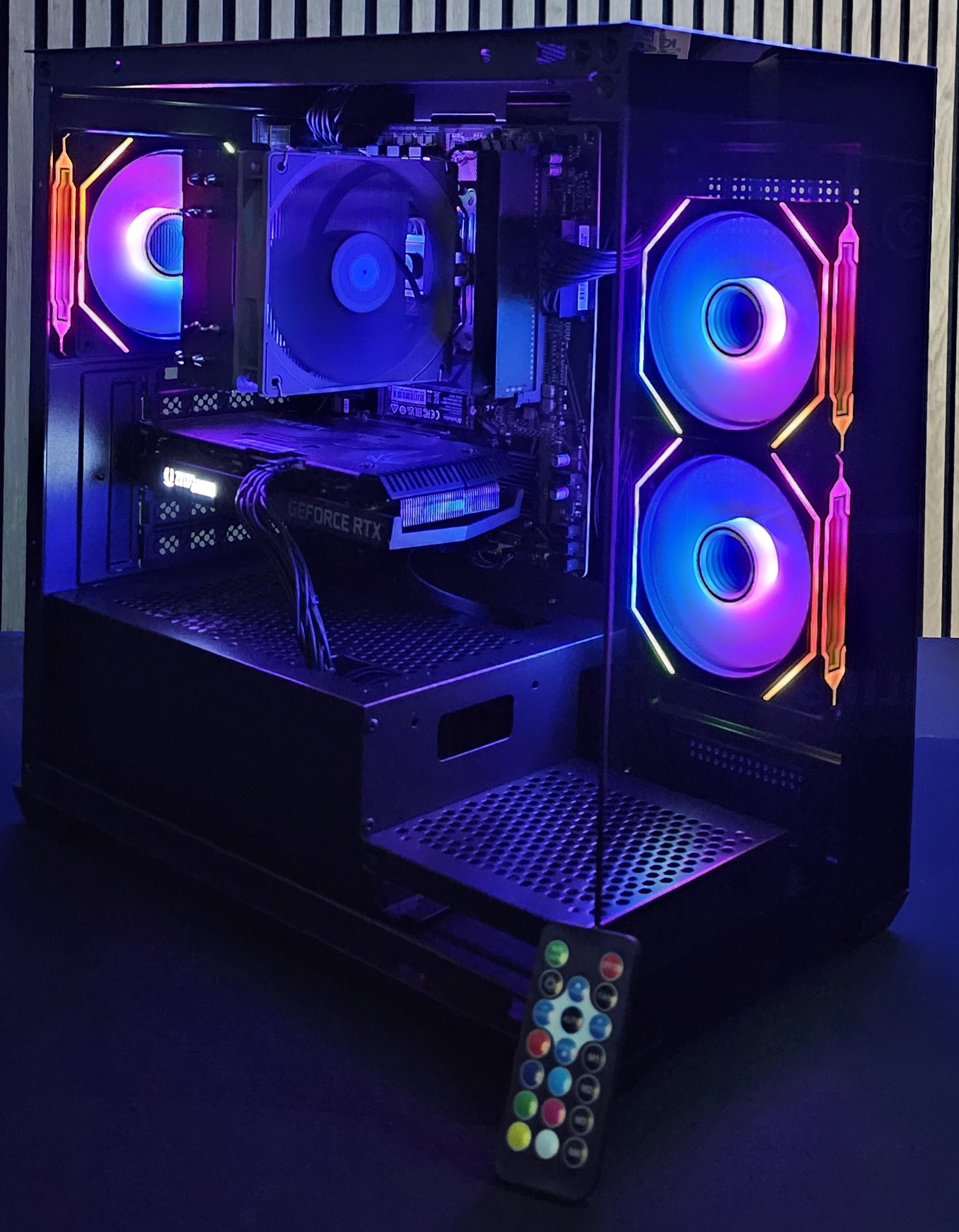 Gaming Ryzen 7 5700X / 1TB NVMe / 16GB / RTX 3060 Ti