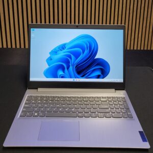 LENOVO 15,6 / i5 10th / 12GB DDR4 / 256GB NVMe