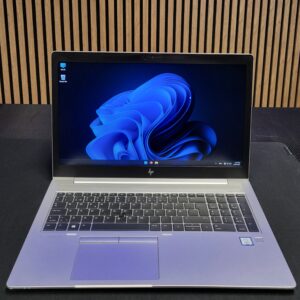 HP 15,6/ i5 8250 / 12GB DDR4 / 256 NVMe / Full HD