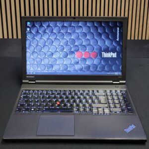 LENOVO 15,6 / i7 / 16GB RAM / 256 SSD / Quadro 2GB