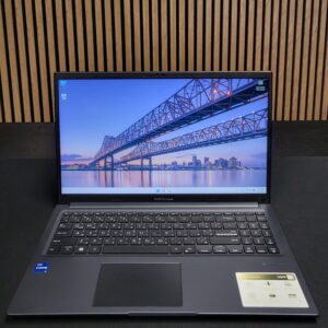 ASUS 15,6 / i7 1255U / 16GB / 512GB NVMe / FHD