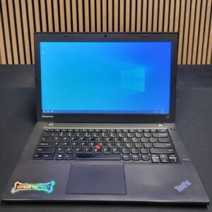 LENOVO T440 / Intel i5 / 8GB RAM / SSD / HD+
