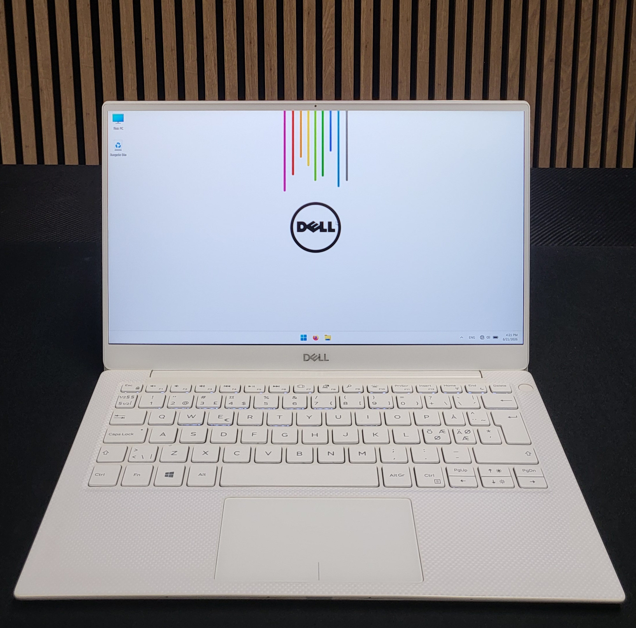 XPS Ultrabook / i7 10510 / 16GB DDR4 / NVMe / FHD